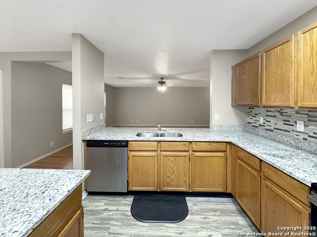 Listing photo id 1 for 6883 Crested Quail