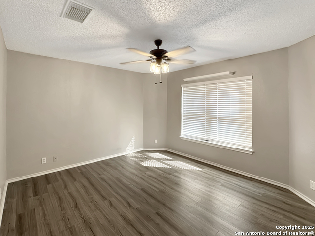 Listing photo id 4 for 6883 Crested Quail