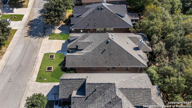 Listing photo id 25 for 9650 Calmont Way