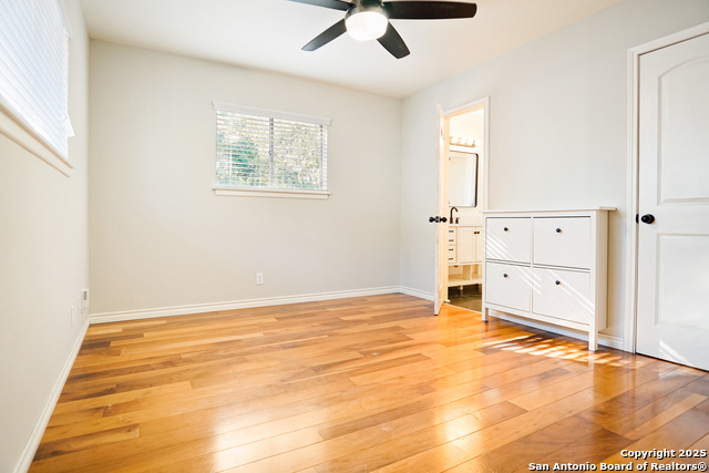 Image 13 of 25 For 10915 Burr Oak