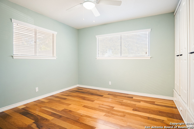 Image 17 of 25 For 10915 Burr Oak