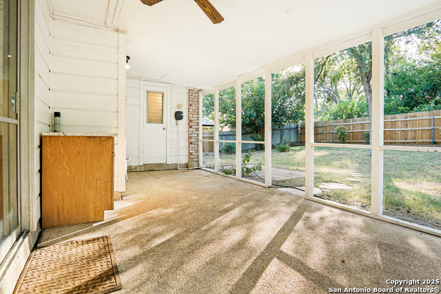 Image 21 of 25 For 10915 Burr Oak