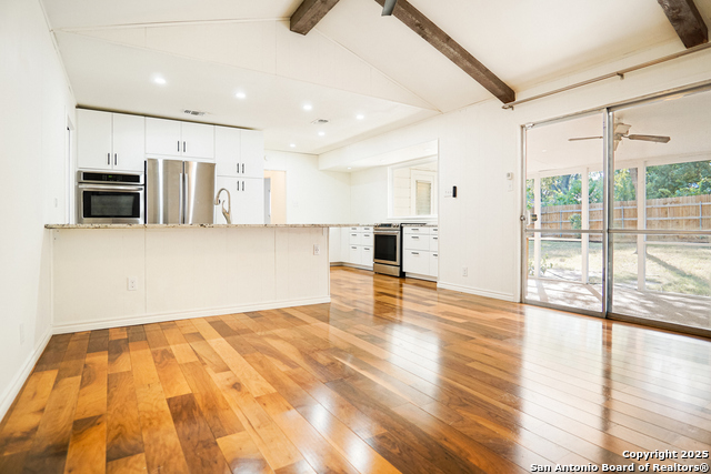 Image 6 of 25 For 10915 Burr Oak