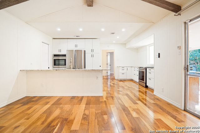 Image 8 of 25 For 10915 Burr Oak