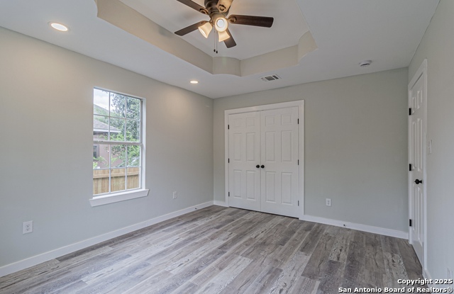 Listing photo id 7 for 210 San Jacinto N