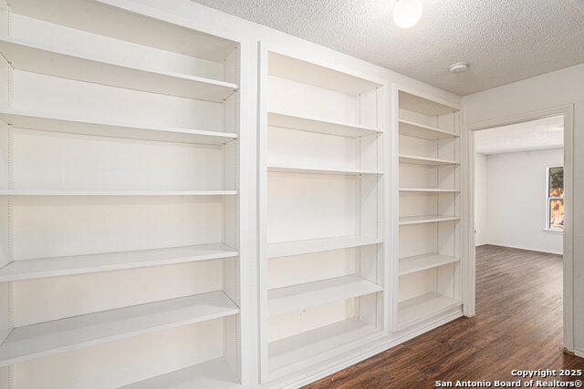 Image 18 of 26 For 1041 Rolling Path