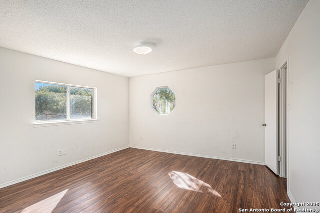 Image 20 of 26 For 1041 Rolling Path