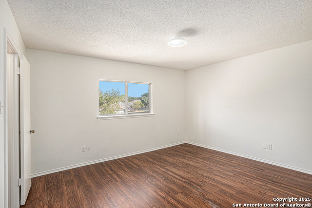 Image 22 of 26 For 1041 Rolling Path