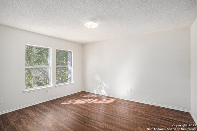 Image 24 of 26 For 1041 Rolling Path