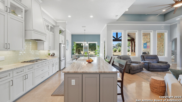 Image 13 of 72 For 1627 Bussola