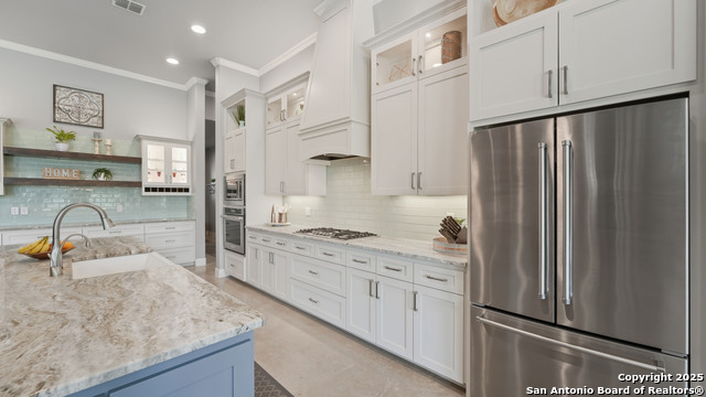 Image 15 of 72 For 1627 Bussola