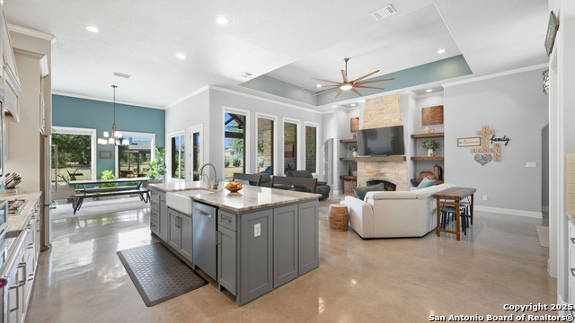 Image 21 of 72 For 1627 Bussola