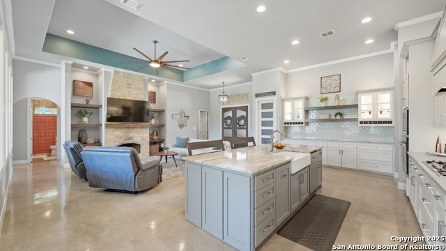 Image 23 of 72 For 1627 Bussola