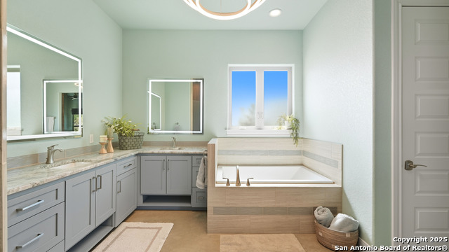 Image 30 of 72 For 1627 Bussola