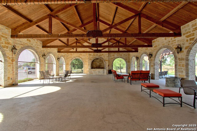 Image 51 of 72 For 1627 Bussola