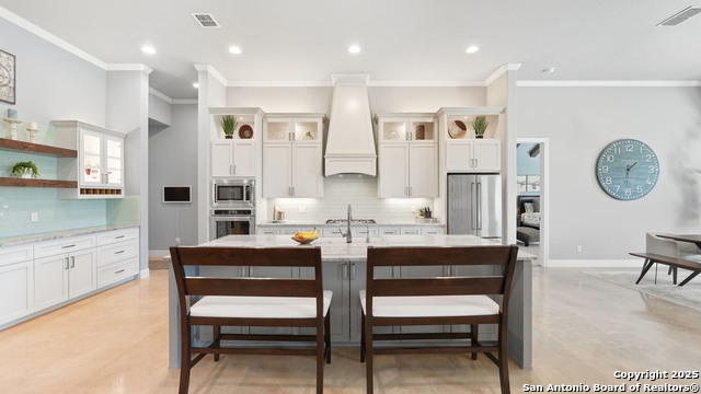 Image 9 of 72 For 1627 Bussola