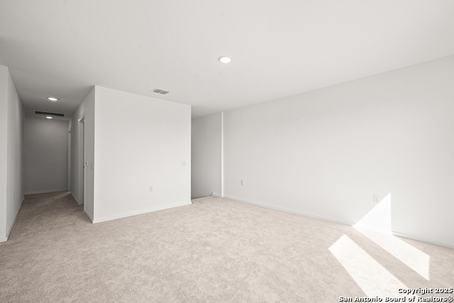 Image 11 of 31 For 1314 Neria Loop