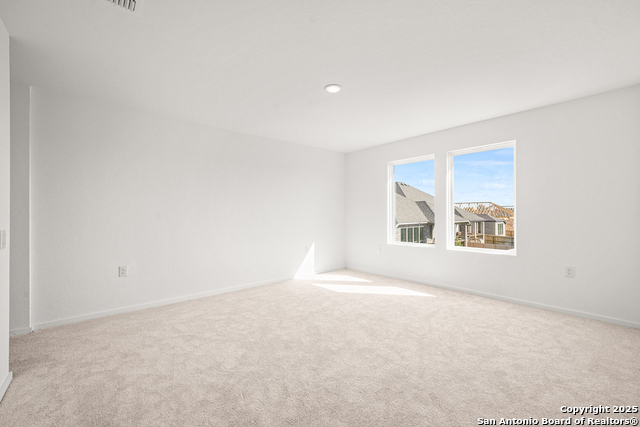 Image 12 of 31 For 1314 Neria Loop