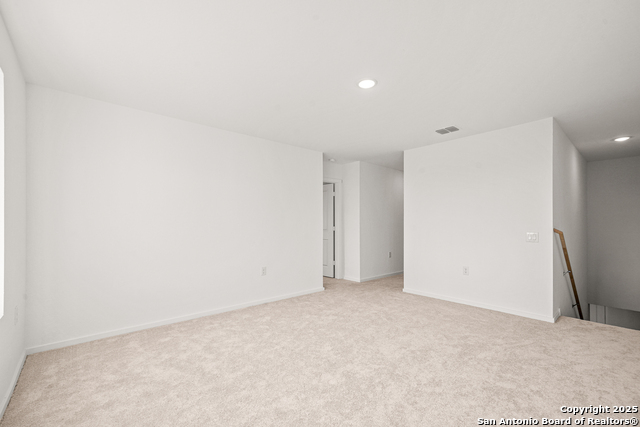 Image 13 of 31 For 1314 Neria Loop