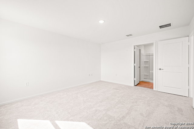 Image 14 of 31 For 1314 Neria Loop