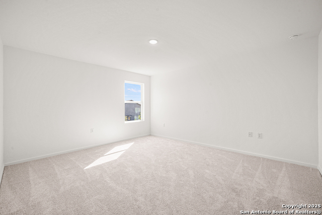 Image 15 of 31 For 1314 Neria Loop