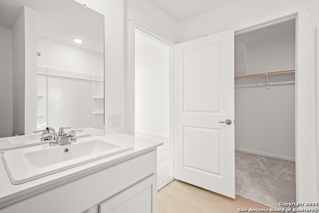 Image 16 of 31 For 1314 Neria Loop