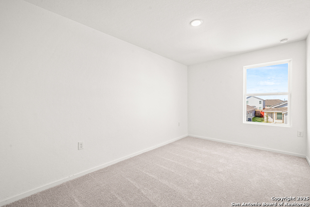 Image 19 of 31 For 1314 Neria Loop