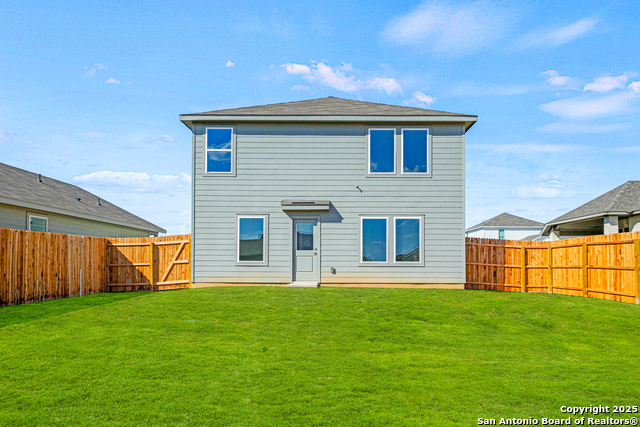 Image 26 of 31 For 1314 Neria Loop