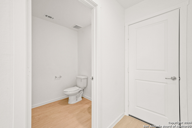 Image 9 of 31 For 1314 Neria Loop