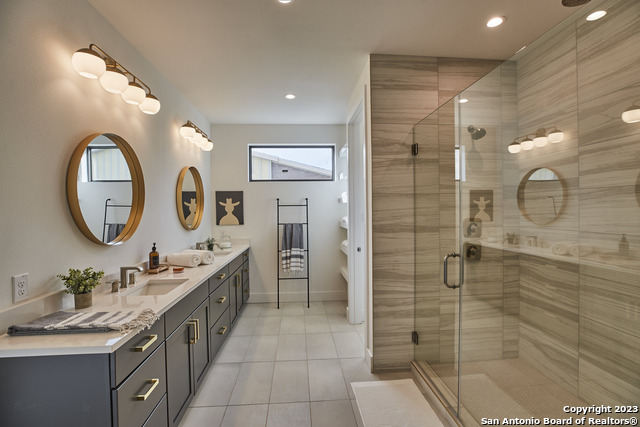 Listing photo id 7 for 1835 Flamingo Dr No 7