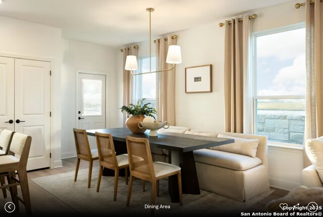 Listing photo id 0 for 812 Cardenas