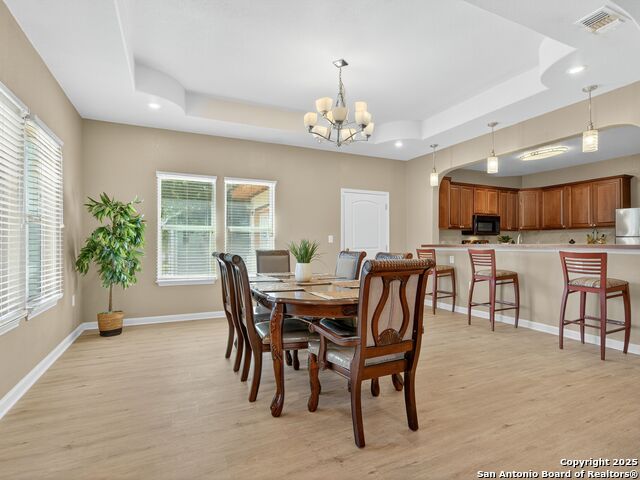 Image 13 of 28 For 605 Meadow Gate