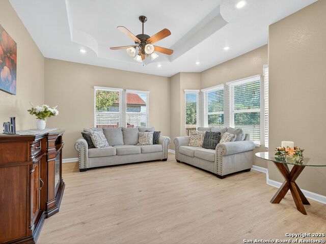 Image 6 of 28 For 605 Meadow Gate