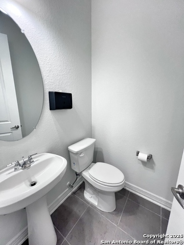 Image 12 of 28 For 4607 Camden Heights