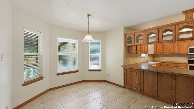 Image 15 of 19 For 105 Tomahawk