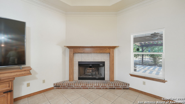 Image 6 of 19 For 105 Tomahawk