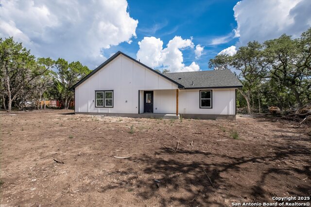 Image 26 of 26 For 432 Canyon Lake Dr