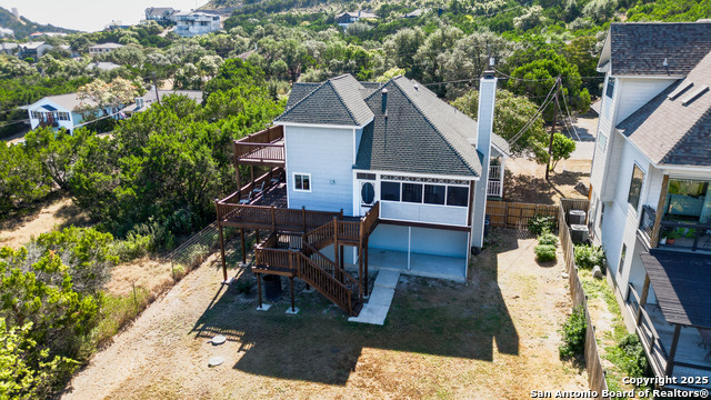 Listing photo id 14 for 635 & 651 Barbara