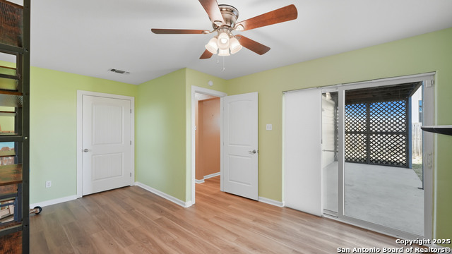 Listing photo id 18 for 635 & 651 Barbara