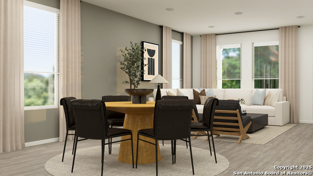 Listing photo id 4 for 419 Kayden Court