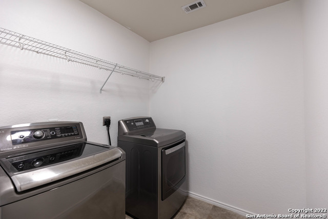 Image 25 of 31 For 443 Harvest Pt