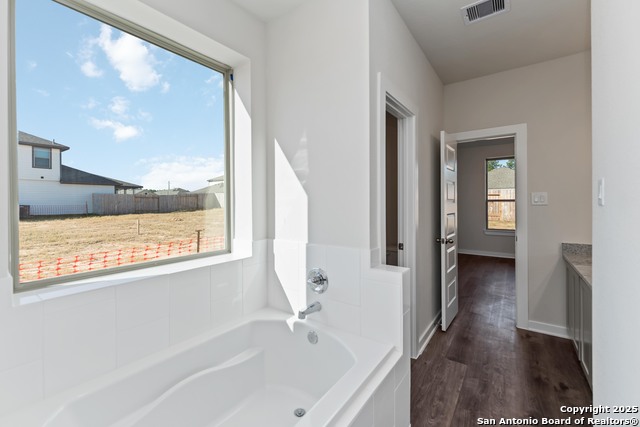 Image 18 of 28 For 8616 Merlin Cove