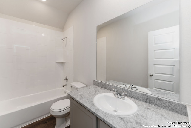 Image 24 of 28 For 8616 Merlin Cove