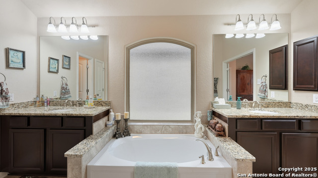 Image 16 of 54 For 229 Pecan