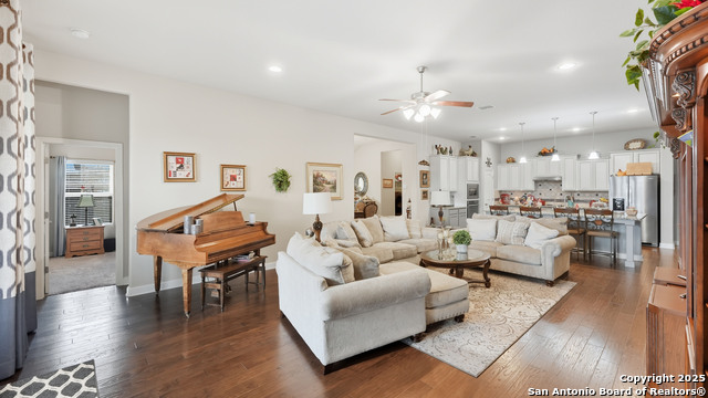 Image 18 of 54 For 229 Pecan