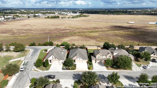 Image 3 of 54 For 229 Pecan