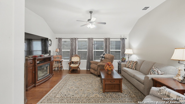 Image 37 of 54 For 229 Pecan