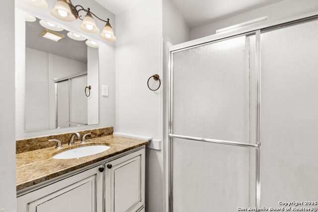 Image 14 of 25 For 311 S San Joaquin Ave