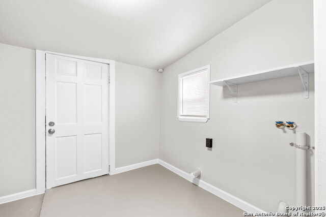 Image 20 of 25 For 311 S San Joaquin Ave