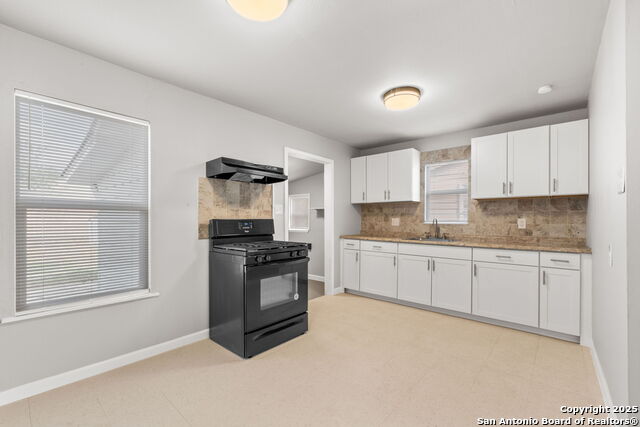 Image 9 of 25 For 311 S San Joaquin Ave